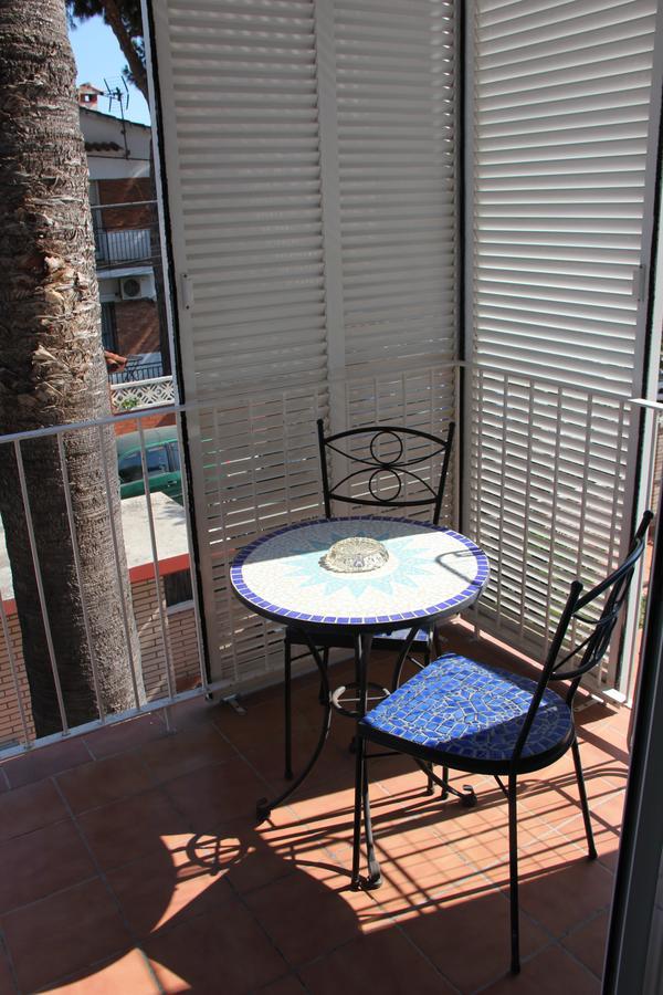 קסטלדפלס Apartamentos Caru מראה חיצוני תמונה