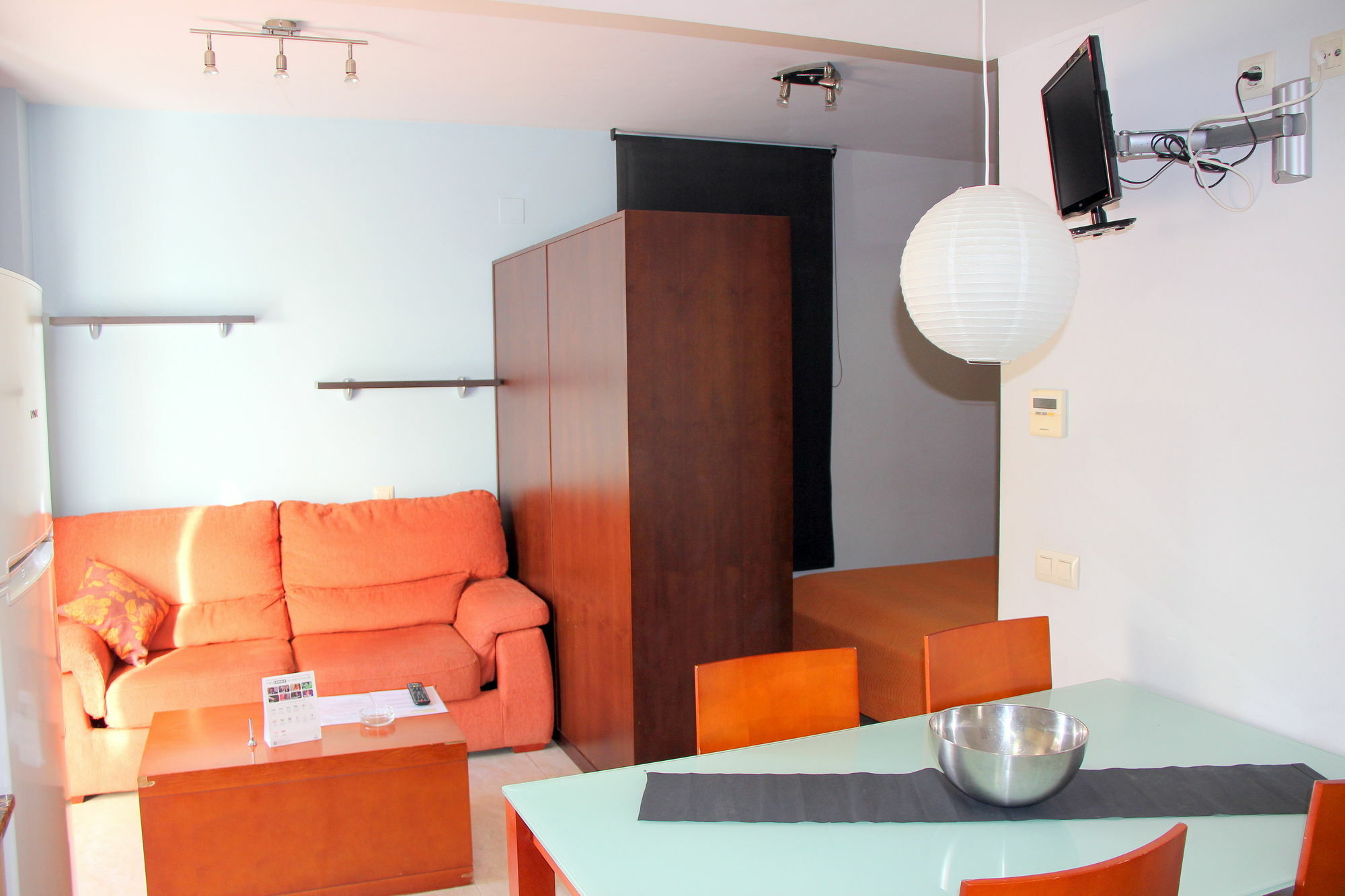 קסטלדפלס Apartamentos Caru מראה חיצוני תמונה